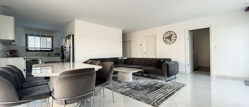 Maison 5 pièces de 115 m² à Montblanc (34290)