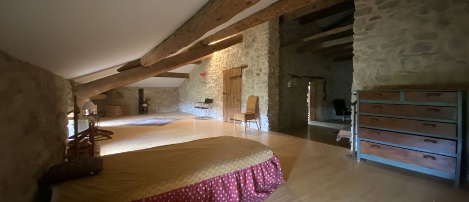 House 11 rooms of 580 m² in Saint-Hilaire-de-Brethmas (30560)
