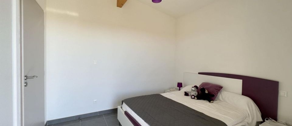 Apartment 3 rooms of 61 m² in Fleury (11560)