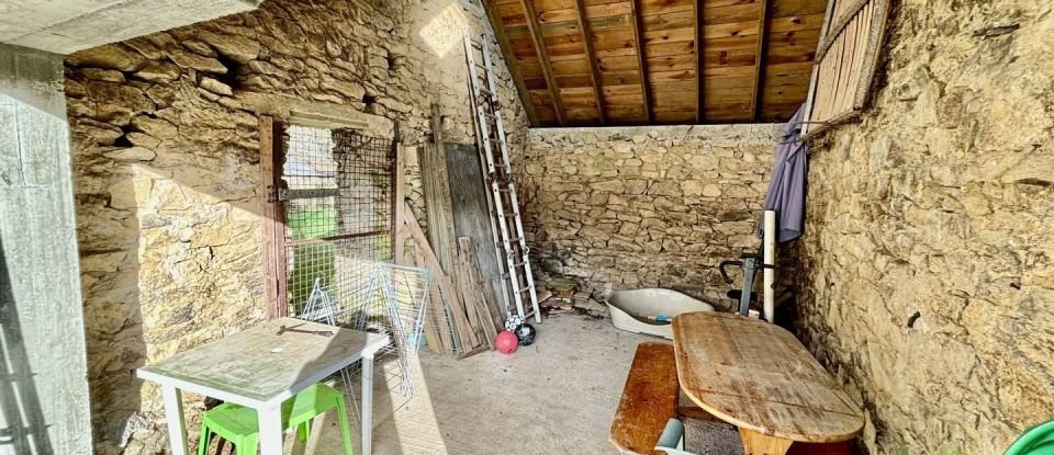 Country house 5 rooms of 83 m² in Tréglonou (29870)