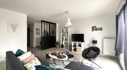 House 5 rooms of 100 m² in Saint-Aubin-des-Bois (28300)