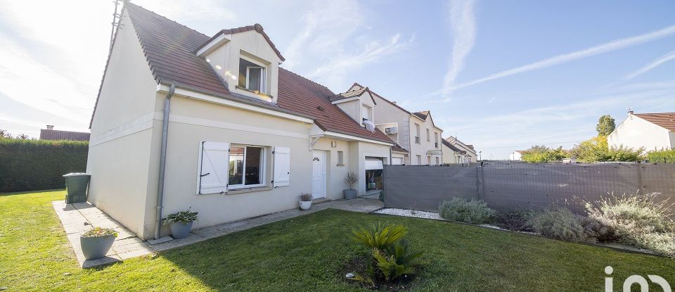House 5 rooms of 107 m² in AUNEAU (28700)