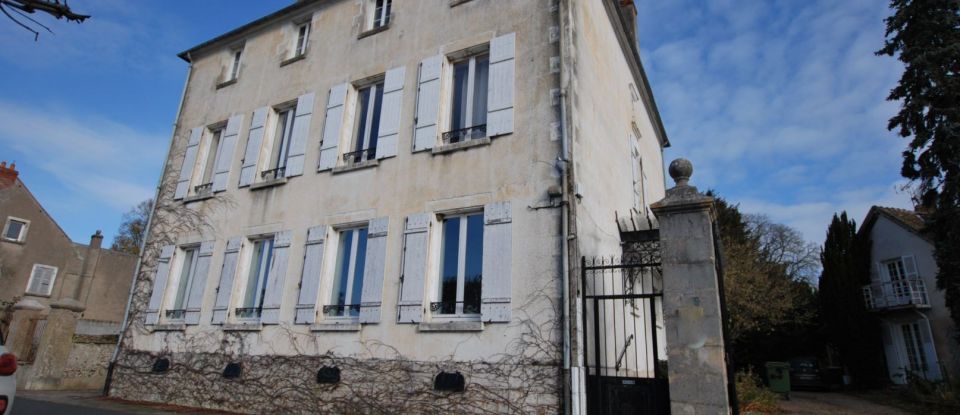 Maison 8 pièces de 216 m² à Neuvy-sur-Loire (58450)
