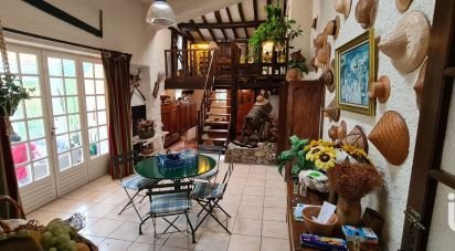 House 7 rooms of 214 m² in Mouzillon (44330)