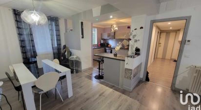 Apartment 3 rooms of 69 m² in Lourdes (65100)
