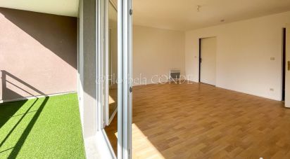 Apartment 1 room of 32 m² in Cergy (95800)