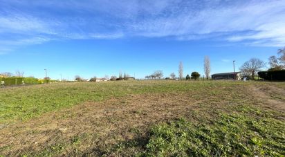 Land of 600 m² in Fors (79230)