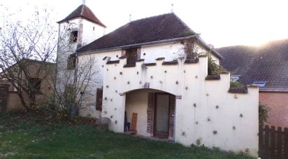 House 11 rooms of 255 m² in La Celle-Saint-Cyr (89116)
