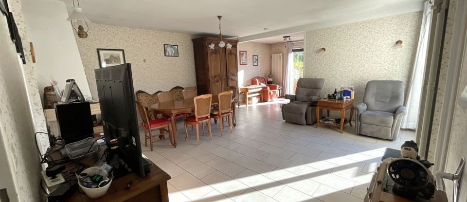 House 6 rooms of 138 m² in Lognes (77185)