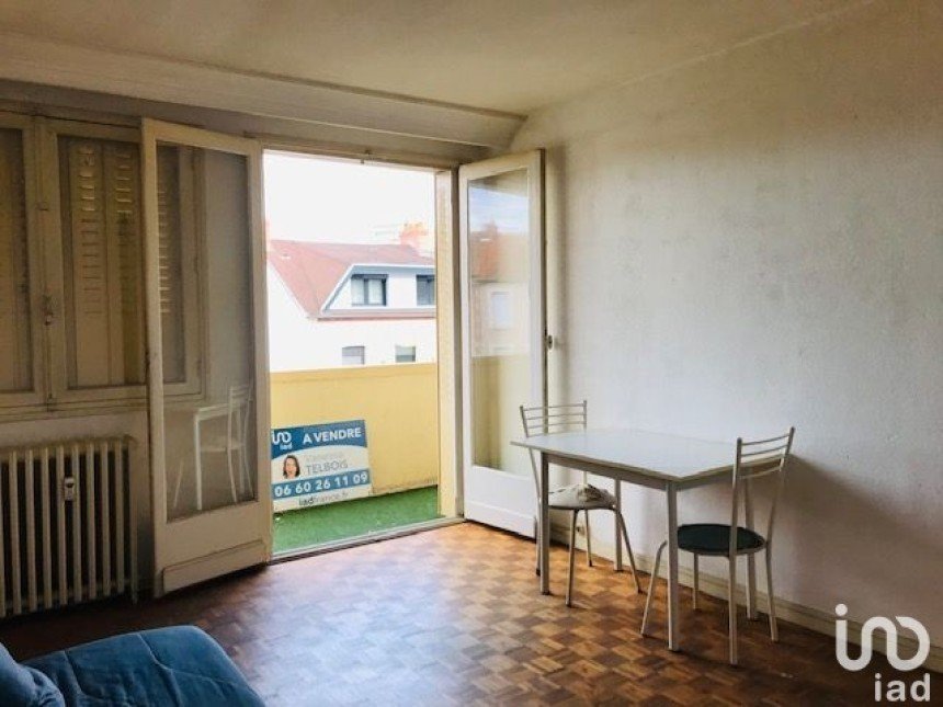 Apartment 1 room of 26 m² in Montluçon (03100)