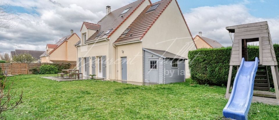 House 5 rooms of 140 m² in Chatou (78400)