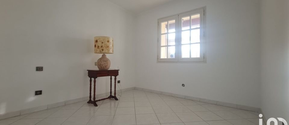 Maison 4 pièces de 120 m² à Lézan (30350)
