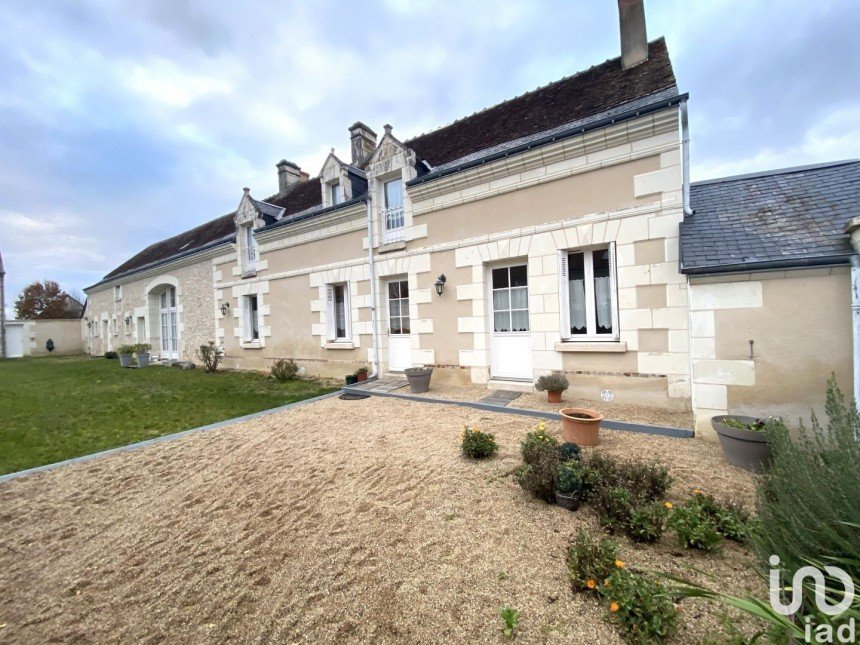 Maison 8 pièces de 230 m² à Saint-Quentin-sur-Indrois (37310)