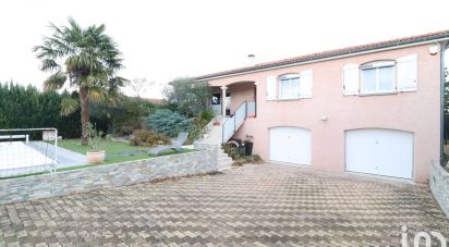 House 6 rooms of 142 m² in Saint-Beauzire (63360)