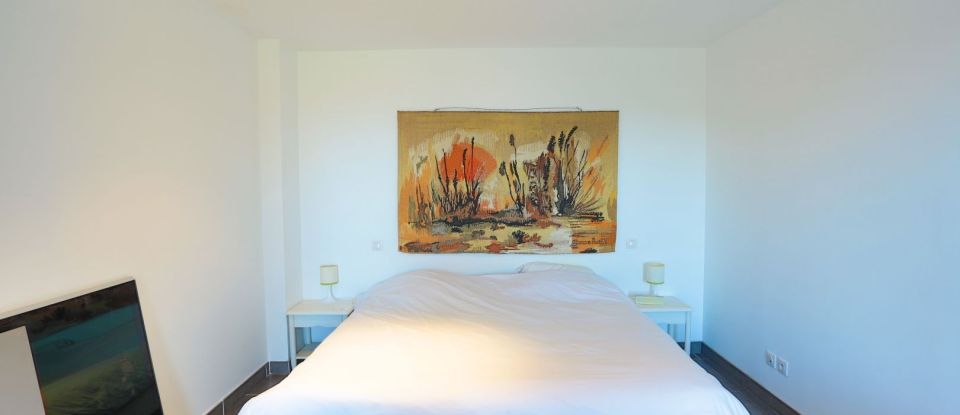 House 9 rooms of 314 m² in Rochefort-du-Gard (30650)