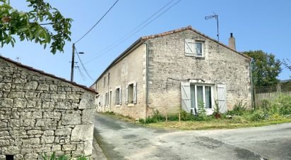 House 8 rooms of 250 m² in Fontenay-le-Comte (85200)