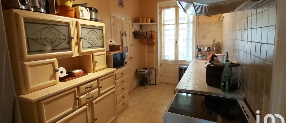 Town house 8 rooms of 243 m² in Arnay-le-Duc (21230)
