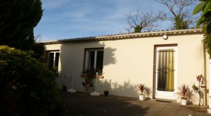 House 4 rooms of 73 m² in Saint-Nicolas-de-Redon (44460)