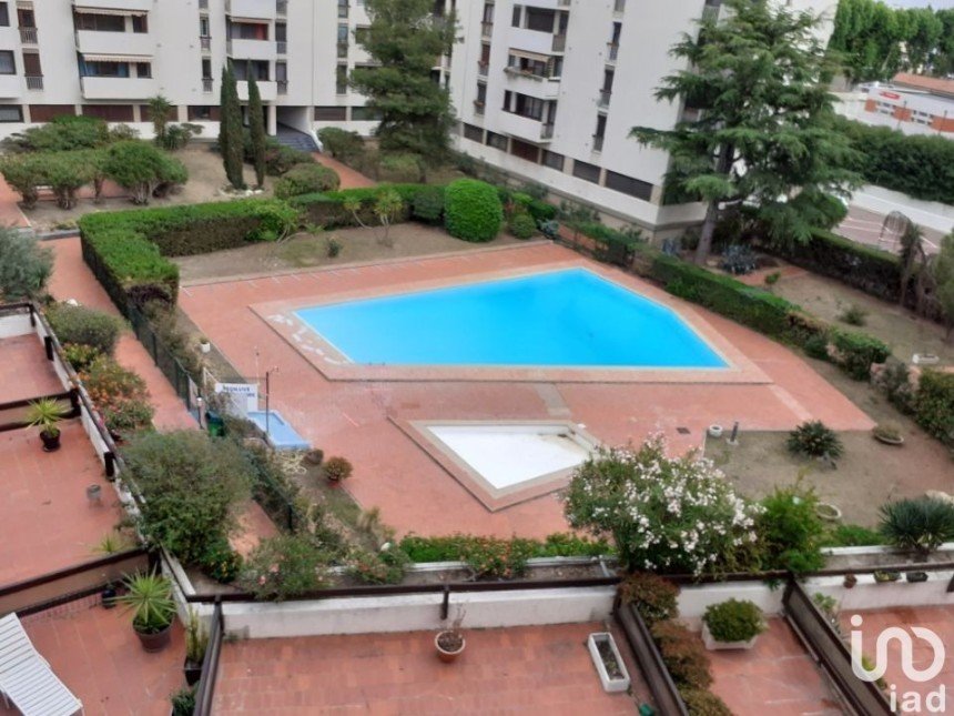 Appartement 5 pièces de 87 m² à Perpignan (66000)