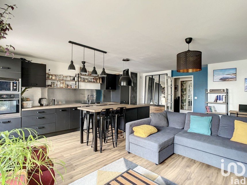 Appartement 2 pièces de 50 m² à Corbeil-Essonnes (91100)