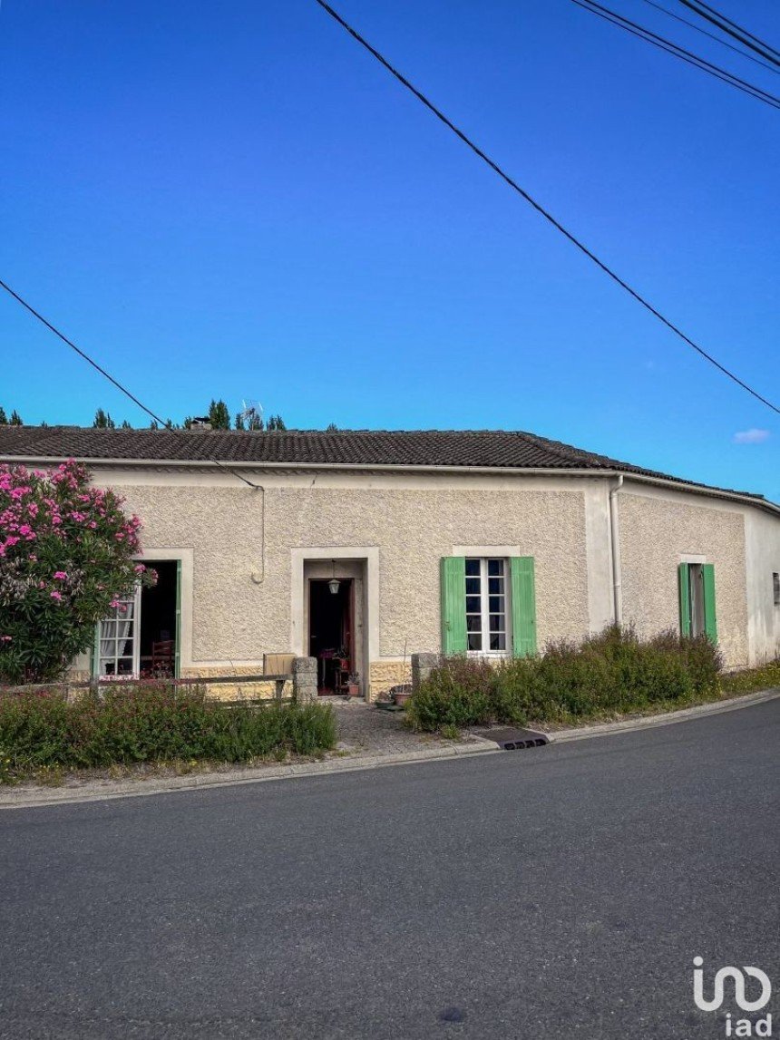 House 5 rooms of 135 m² in Soussac (33790)