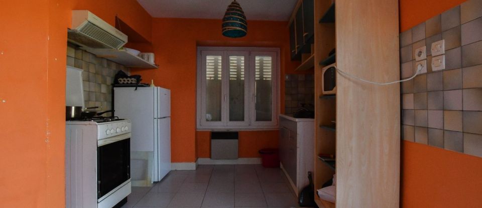 House 8 rooms of 229 m² in Limoges (87100)