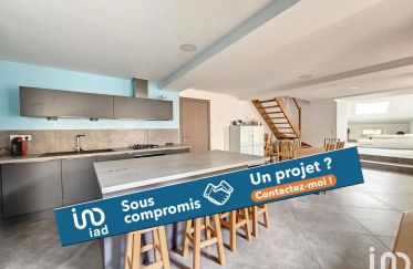 Maison 4 pièces de 117 m² à Brossainc (07340)