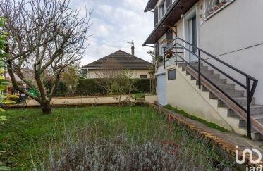 House 6 rooms of 122 m² in Savigny-sur-Orge (91600)