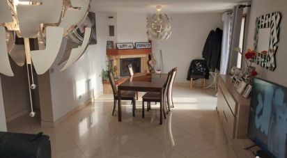 House 6 rooms of 105 m² in Courtry (77181)