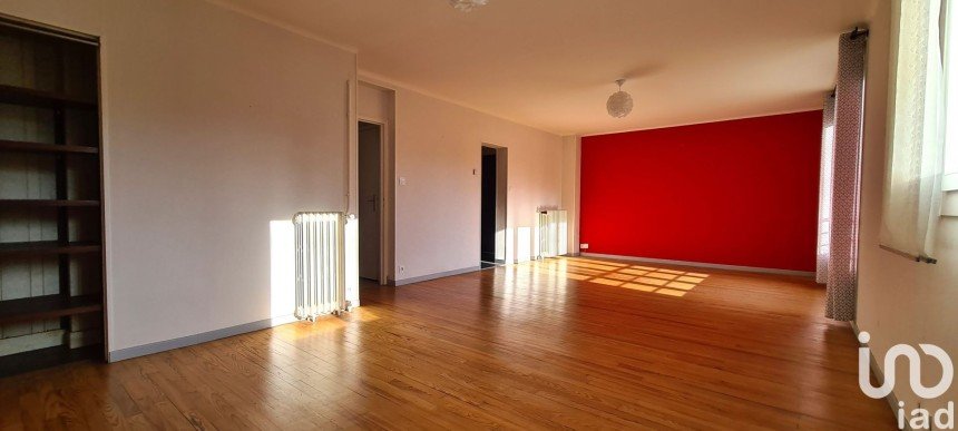 Apartment 4 rooms of 82 m² in Vannes (56000)