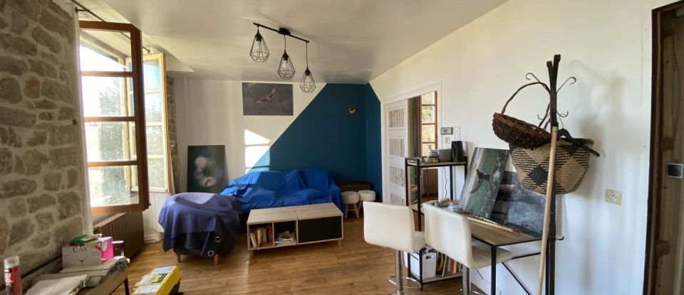 House 6 rooms of 133 m² in Soudeilles (19300)