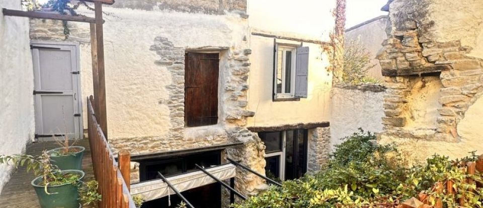 House 10 rooms of 199 m² in Siran (34210)
