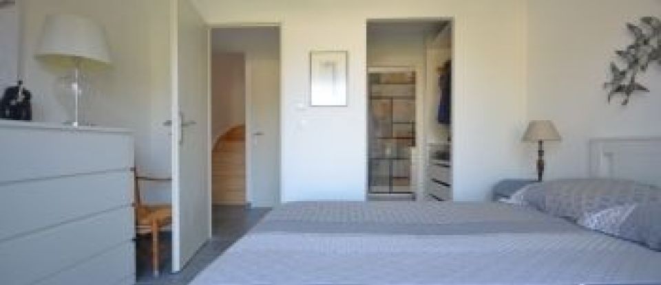 Maison 5 pièces de 120 m² à Roquebrune-sur-Argens (83520)