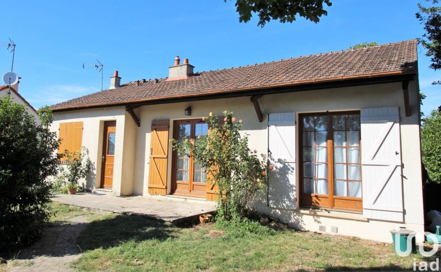 House 4 rooms of 80 m² in Amilly (45200)