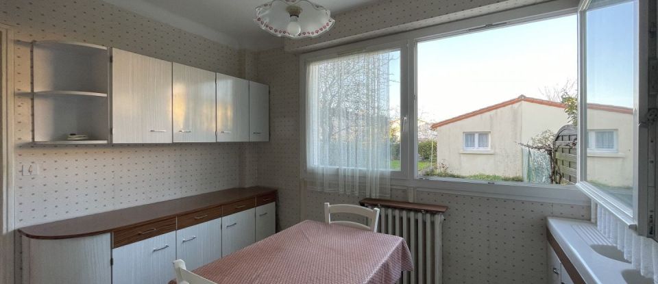 House 4 rooms of 83 m² in Rezé (44400)