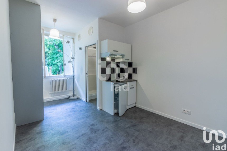 Appartement 1 pièce de 14 m² à Saint-Germain-en-Laye (78100)