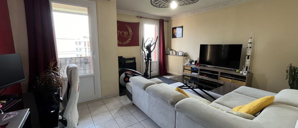 Appartement 2 pièces de 49 m² à Chelles (77500)