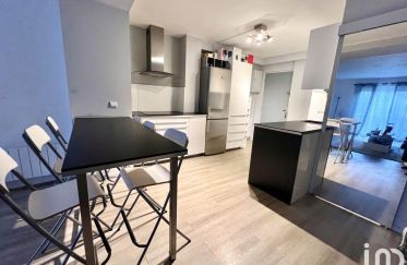 Apartment 2 rooms of 44 m² in La Queue-les-Yvelines (78940)