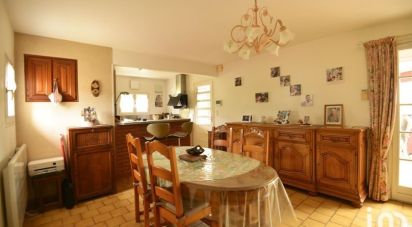 House 6 rooms of 119 m² in Bouville (76360)