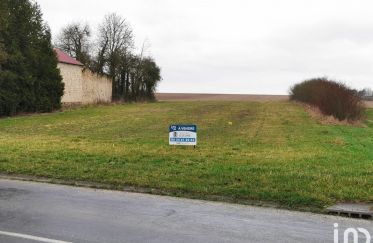 Land of 940 m² in Souain-Perthes-lès-Hurlus (51600)