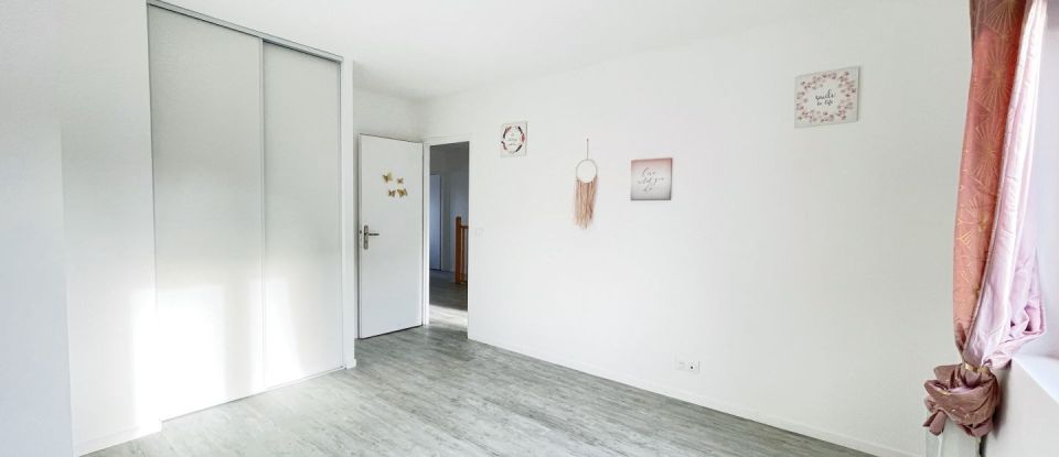 Maison 6 pièces de 144 m² à Saint-Fargeau-Ponthierry (77310)