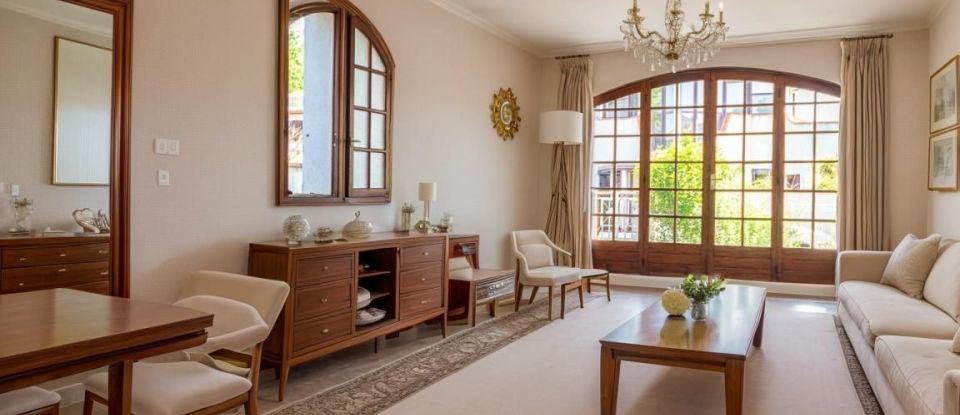 Apartment 5 rooms of 115 m² in Montauban (82000)