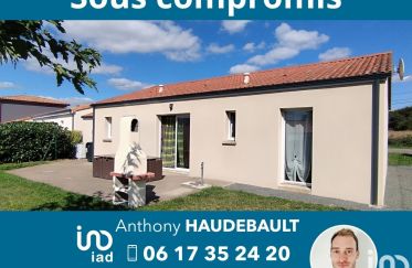 House 4 rooms of 82 m² in Chemillé-en-Anjou (49120)