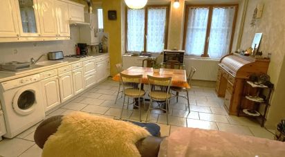 House 7 rooms of 91 m² in Voreppe (38340)