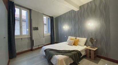 House 3 rooms of 82 m² in Castelsarrasin (82100)
