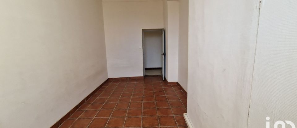 Apartment 5 rooms of 90 m² in Valensole (04210)