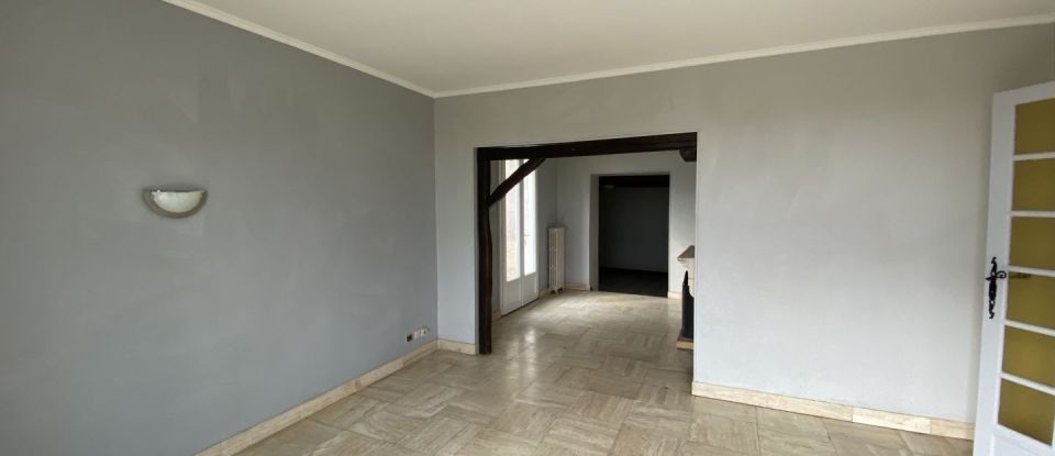Maison 6 pièces de 120 m² à Les Ormes (86220)