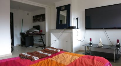 Apartment 4 rooms of 73 m² in Toulon (83200)
