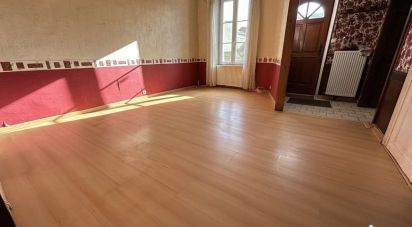 House 5 rooms of 132 m² in Parthenay (79200)