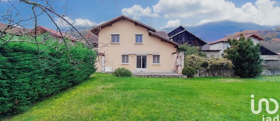 House 5 rooms of 160 m² in La Buissière (38530)